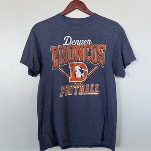 Broncos T-Shirt Denver Football Old Classic Throwback D Retro Short Sleeve Tee M